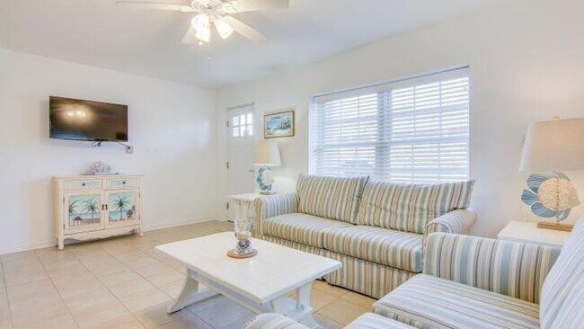 Foto del edificio - 1488 Ocean Ave