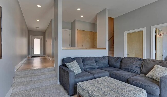Foto del edificio - Luxury Downtown Condo!!