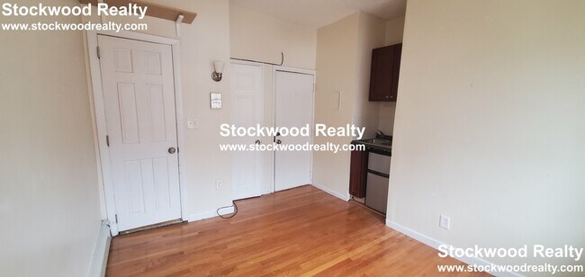 Foto del edificio - 23 S Huntington Ave