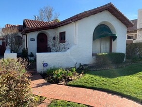 Building Photo - 1214 Sierra Ave