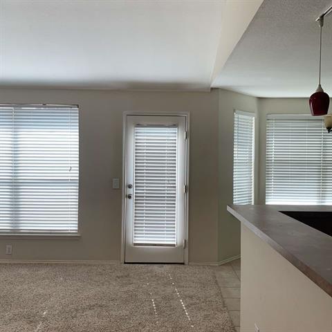 Building Photo - 208 N Rolling Meadow Dr