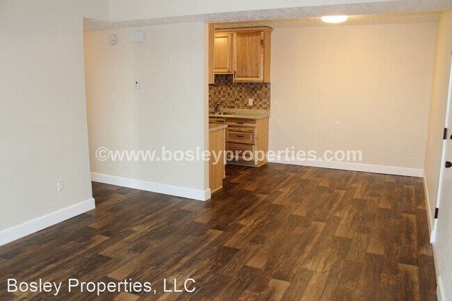 Building Photo - 1600 20th St S