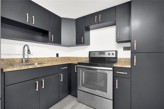 Foto del edificio - 575 NW 99th St