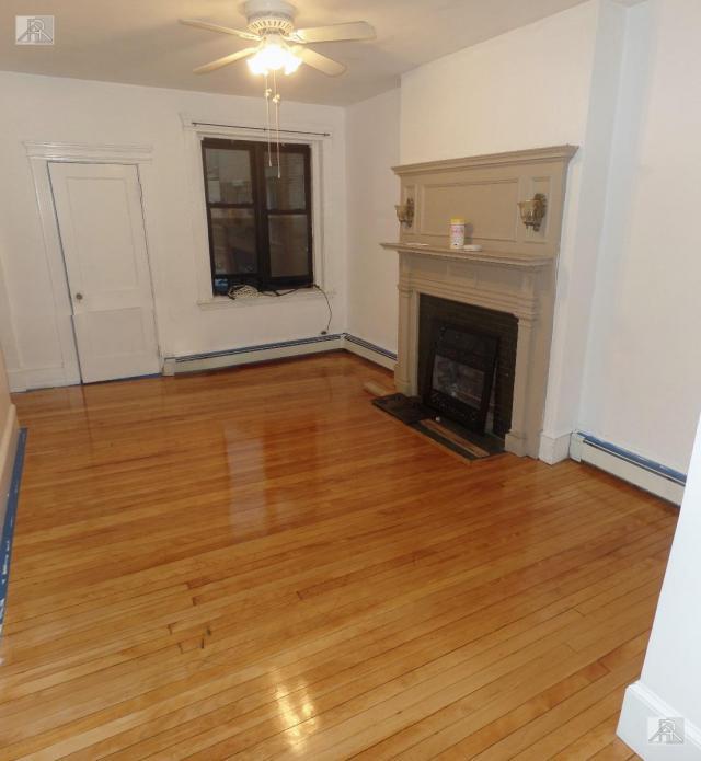 Foto del edificio - 4 bedroom in Allston MA 02134