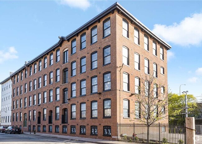 Building Photo - 50 Ashburton St