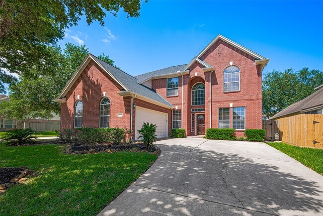 Foto del edificio - 3630 Shady Grove Dr