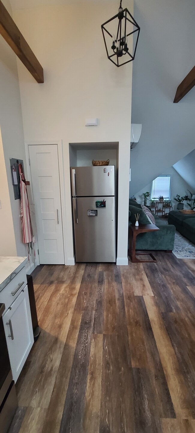 Building Photo - 2 Arnold St