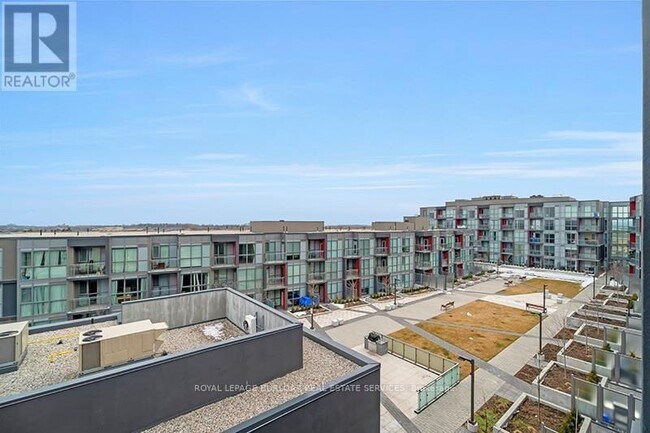 Photo du bâtiment - 5240 Dundas St