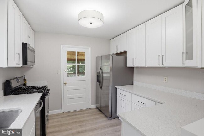 Foto del edificio - 4014 Jeffry St