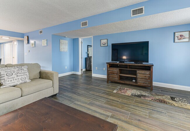 Foto del edificio - 2140 S Ocean Shore Blvd