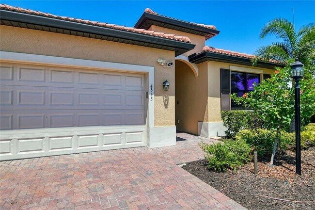 Foto del edificio - 4545 Baltry Ct
