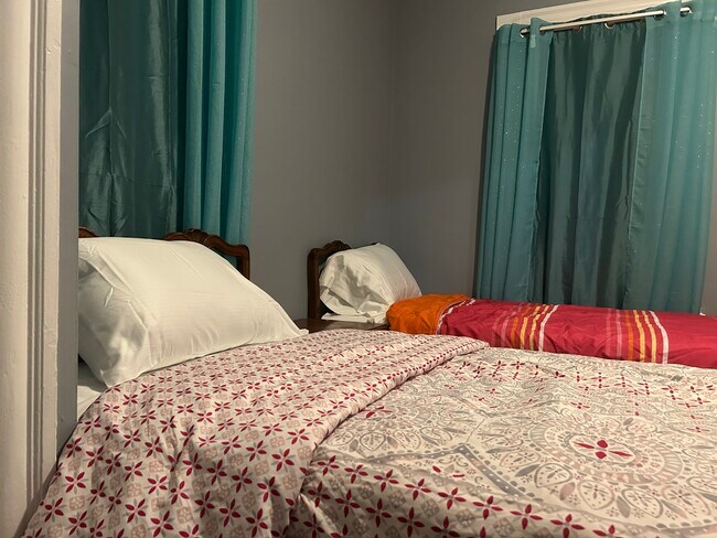 Fotografía del edificio - 1428 Worcester St