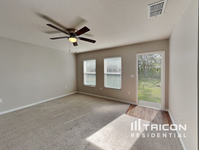 Building Photo - 2491 Stanton Avenue Spring Hill FL