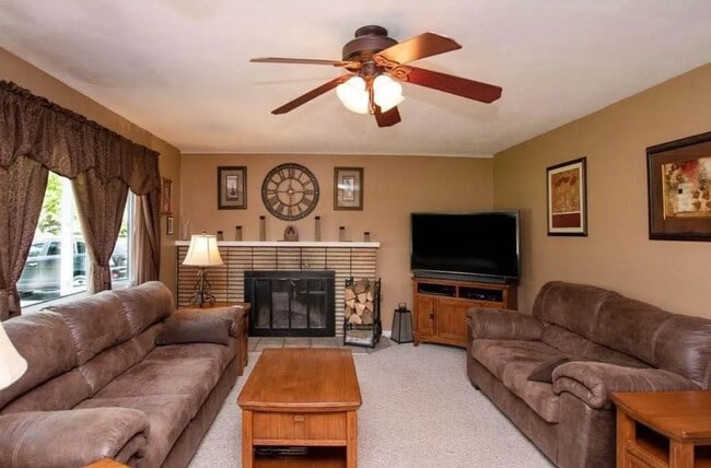 Foto del edificio - 1251 Weiland Rd