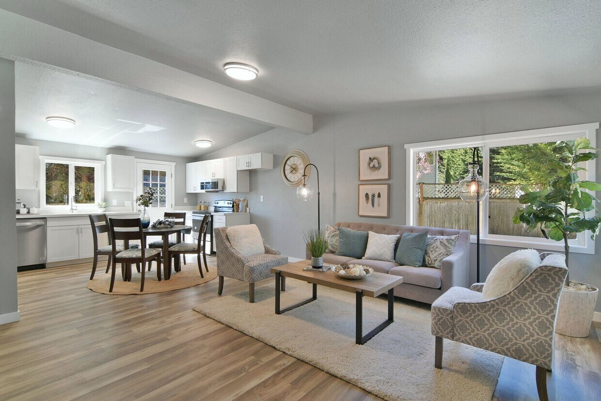 Photo - 19226 Filbert Rd (Bothell, WA)