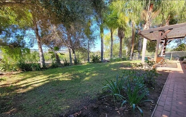 Foto del edificio - 330 Sky Vista Way