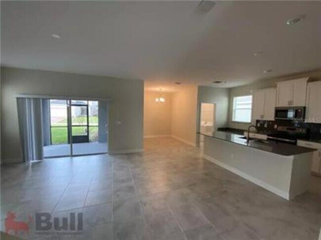 Foto del edificio - 11223 History Ave