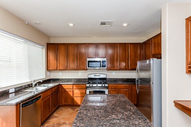 Building Photo - 9155 Dutch Oven Ct