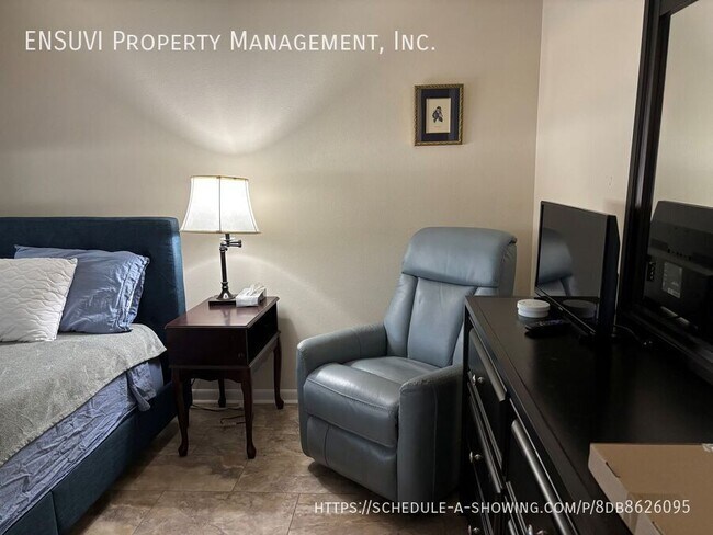 Foto del edificio - 12724 95th St N