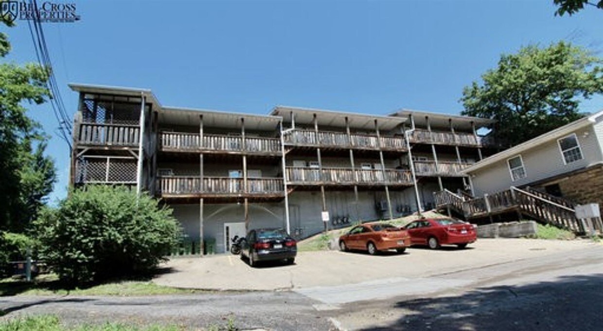 Foto del edificio - 357 Dille St