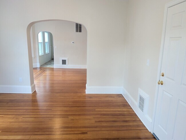 Foto del edificio - 48 Hodges St