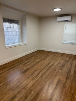 Building Photo - "Charming 1-Bedroom Retreat with Granite Elegance in the Heart of Arlington!"