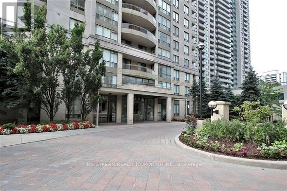 Photo du bâtiment - 256-1256 Doris Ave