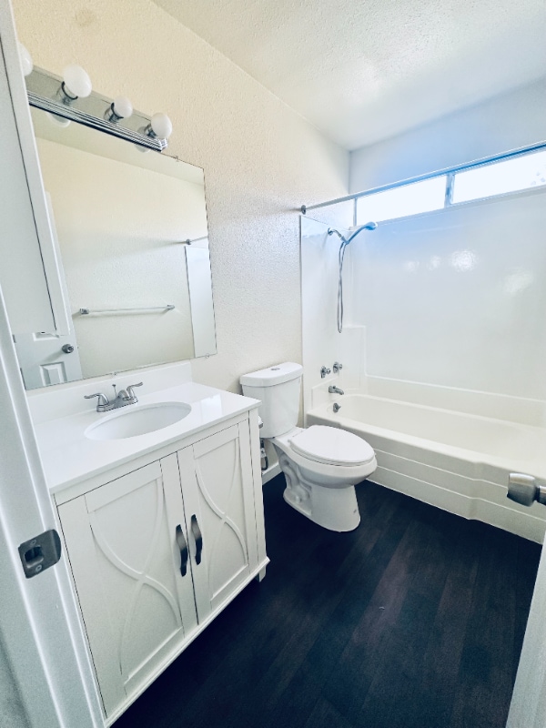 Building Photo - 853 Cherrywood Way
