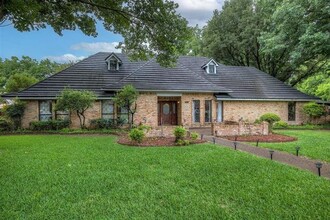 Building Photo - 3210 Faulkner Dr