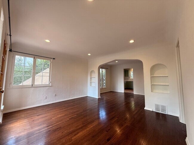 Foto del edificio - 937 Hammond St