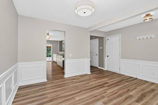 Foto del edificio - Beautiful 3BD/2.5BA Home in the Edinburgh Community of Ballantyne!