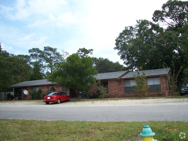 Building Photo - 610 S 3rd Ave