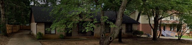 Foto del edificio - Conyers Duplex