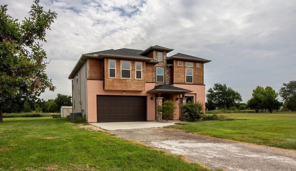 Primary Photo - 12 Estates Rd