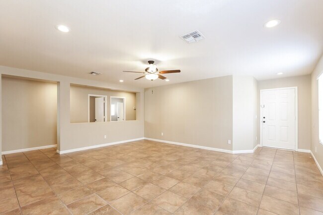 Building Photo - 11818 W Corrine Dr