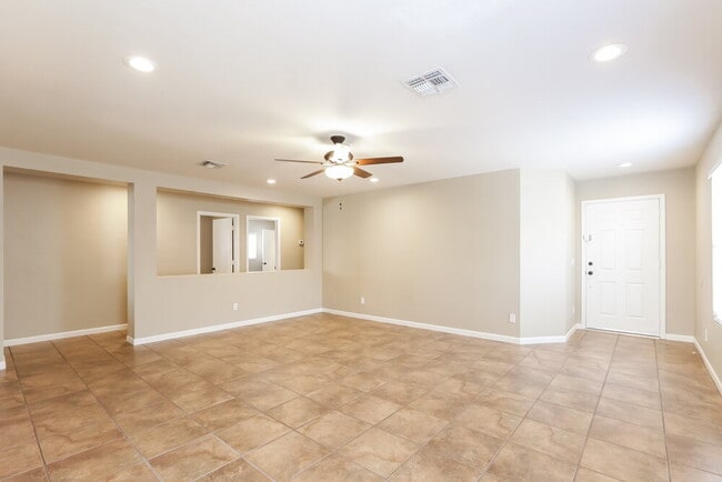 Foto del edificio - 11818 W Corrine Dr