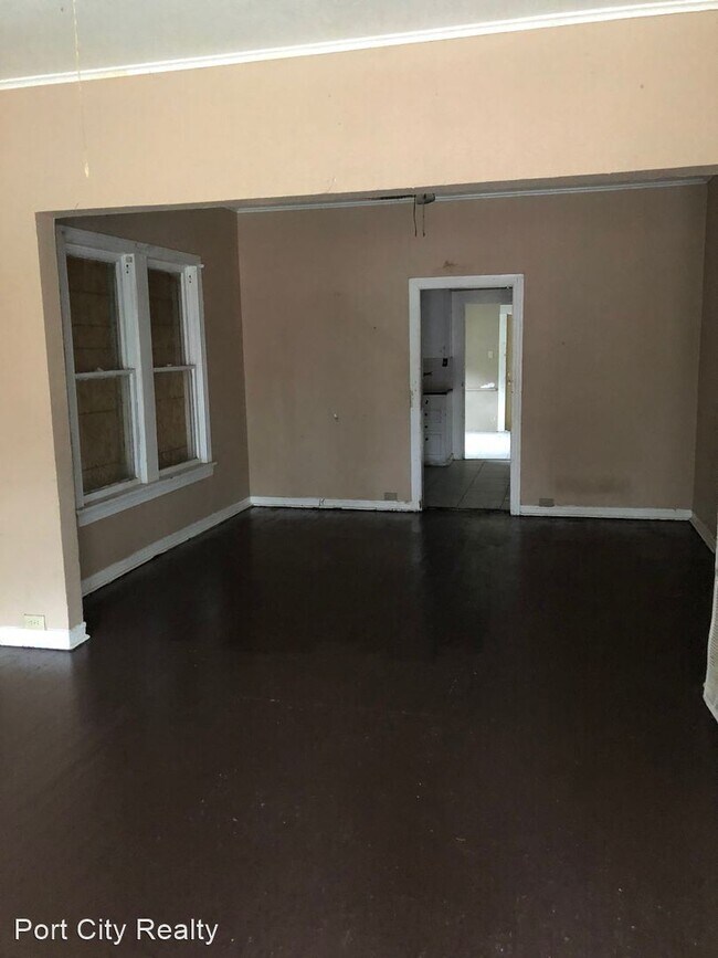 Building Photo - 3 br, 1 bath House - 2939 Jackson