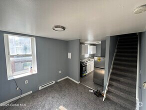 Building Photo - 663 2nd Ave