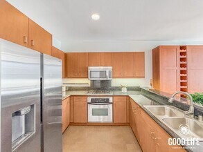 Building Photo - 875 G St