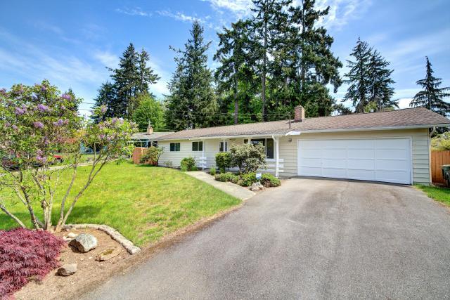Primary Photo - 4 bedroom in Edmonds WA 98026