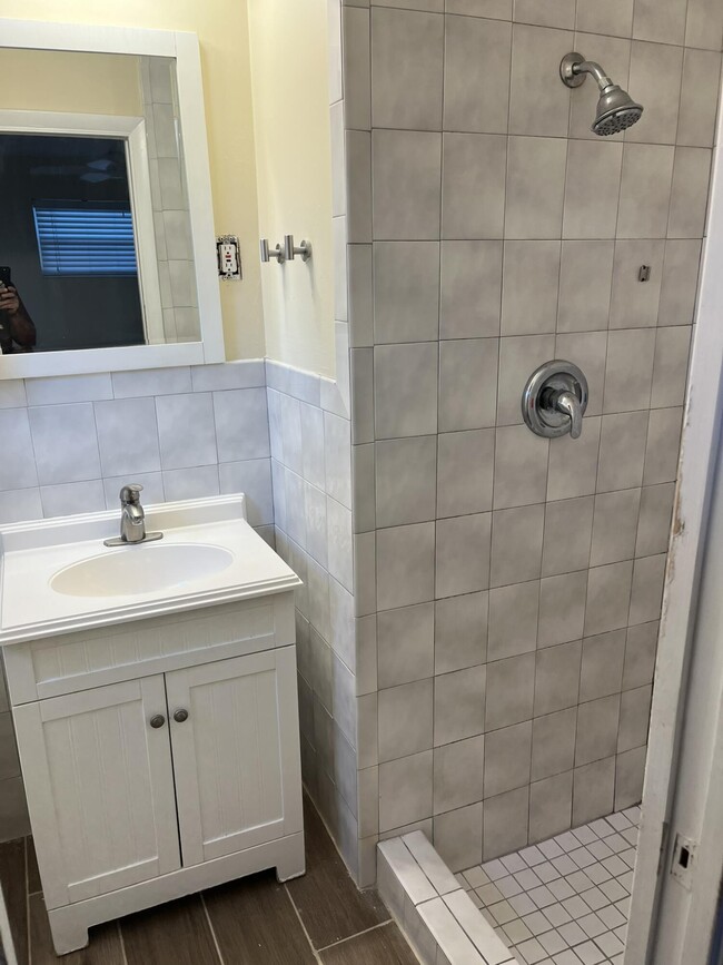 Building Photo - 9167 Birmingham Dr