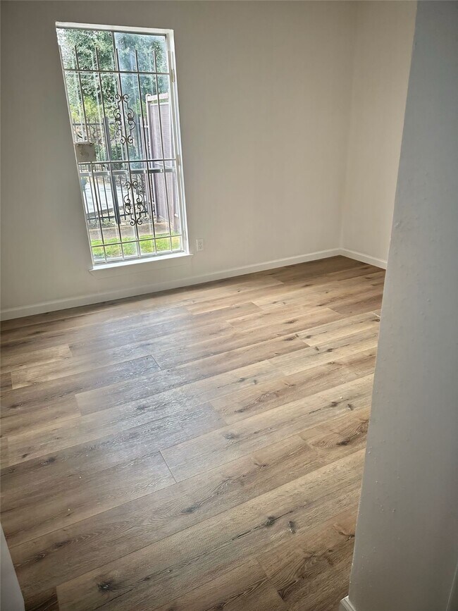 Foto del edificio - 9350 Country Creek St