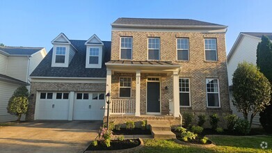 Building Photo - 1310 Walker Dr