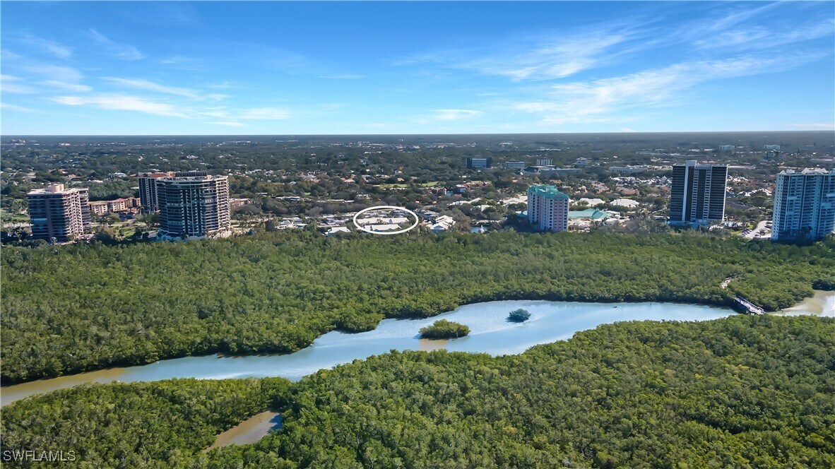 Foto principal - 5899 Chanteclair Dr