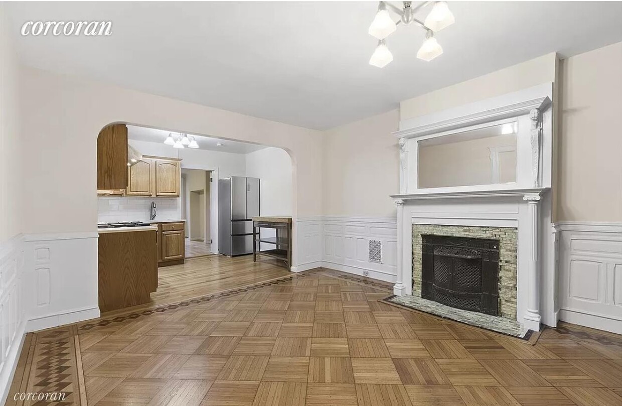 Primary Photo - 476 13th St