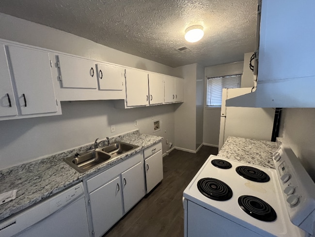 Foto del edificio - 1074 Sparrow Ct