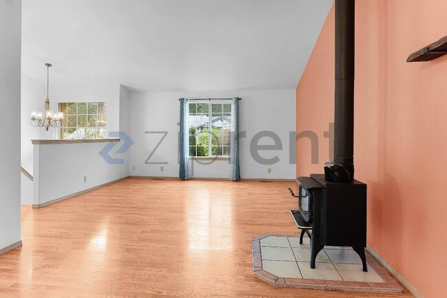 Building Photo - 1715 Gohr Rd