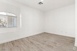 Building Photo - 2588 Mizzoni Cir