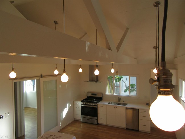 Foto del edificio - 5231 Stratford Rd