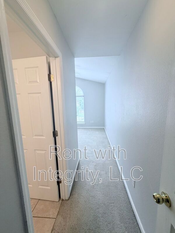 Photo - 1635 Corey Wood Cir House